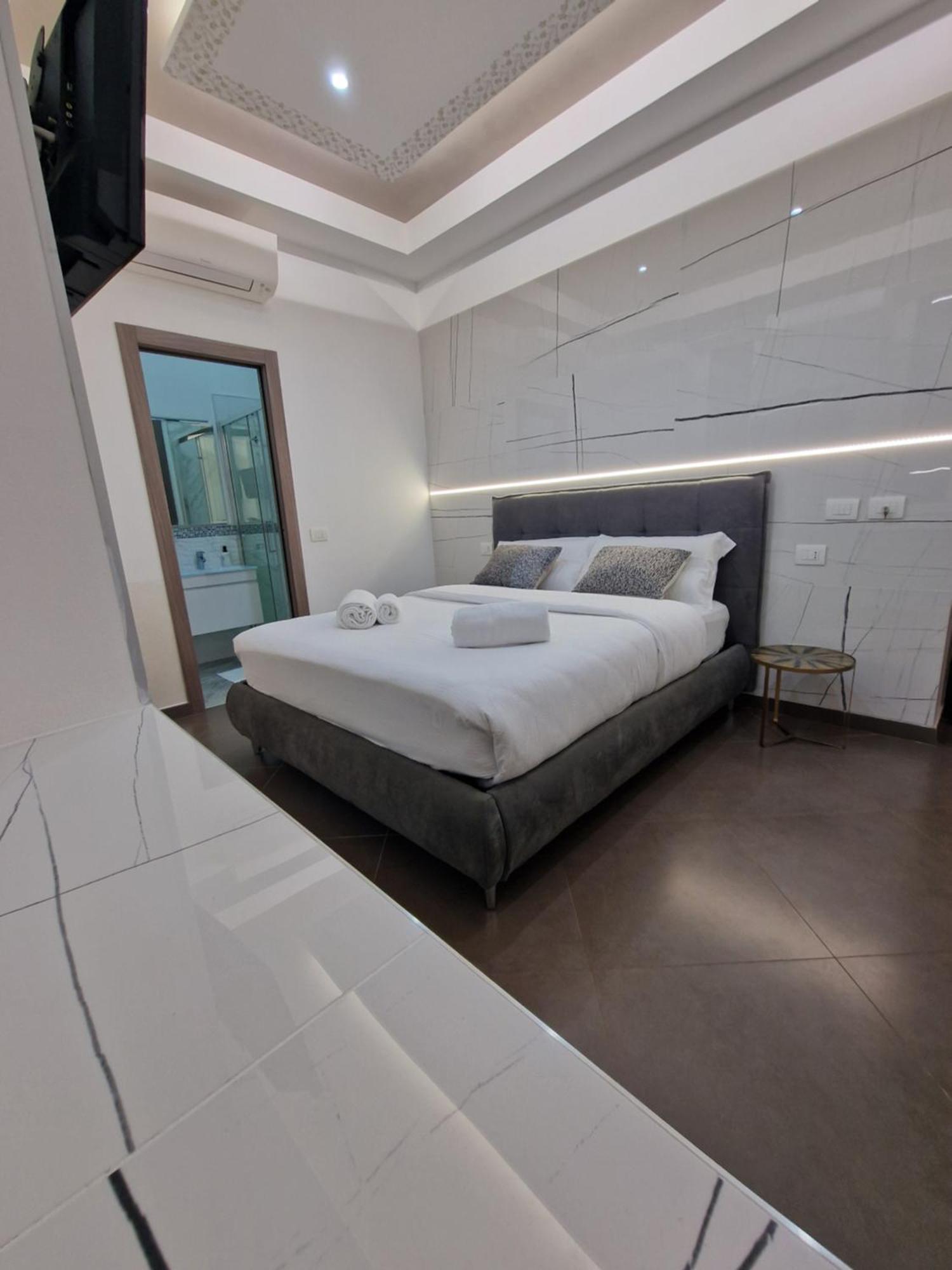 Ari Guest House Ла-Спеція Екстер'єр фото