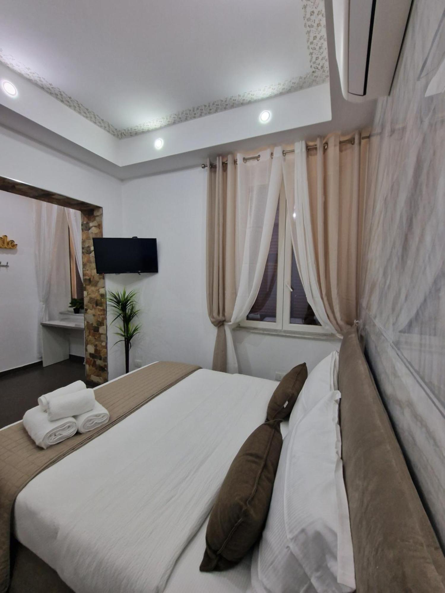 Ari Guest House Ла-Спеція Екстер'єр фото