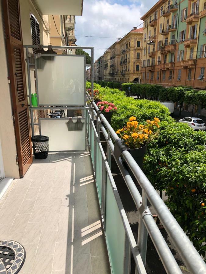 Ari Guest House Ла-Спеція Екстер'єр фото